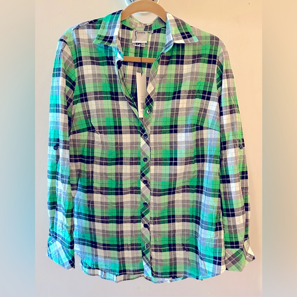 Women’s - Finley Shirts - Top - Size Medium - New